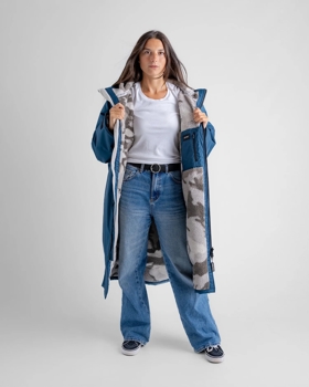 Deep Sea Blue/Sand Camo dryrobe® Advance Long Sleeve